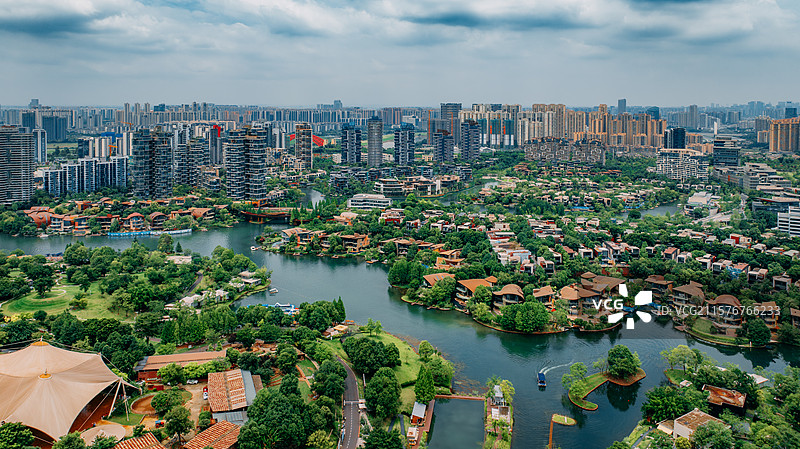 成都麓湖水城景区航拍图片素材