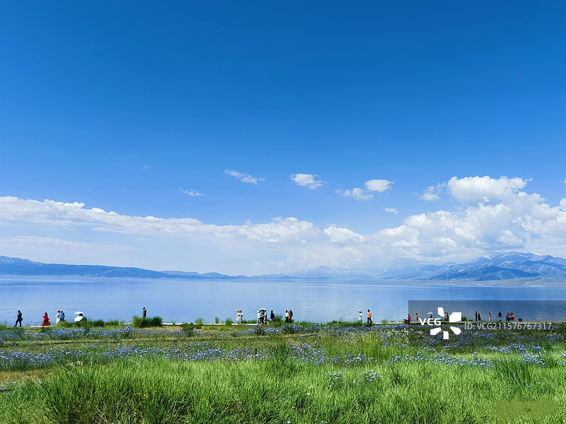 新疆赛里木湖图片素材