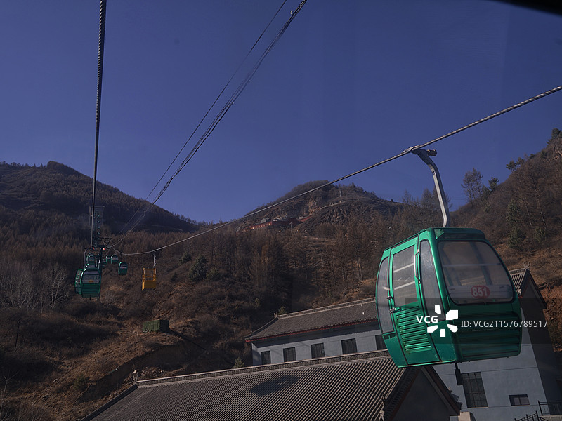 五台山佛母洞，深藏于南台支脉山顶，洞分内外，乳石如脏腑，与佛诞传说契合，入出其间，仿若重生，充满神秘图片素材