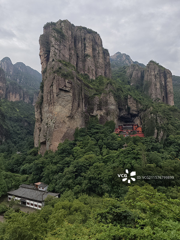 自然风景-浙江温州-雁荡山灵峰景区北斗洞远景图片素材