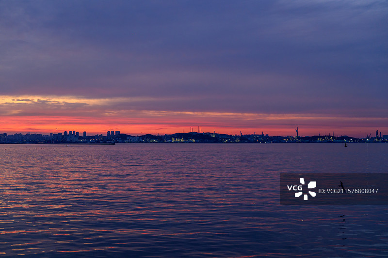 大连东港落日晚霞图片素材