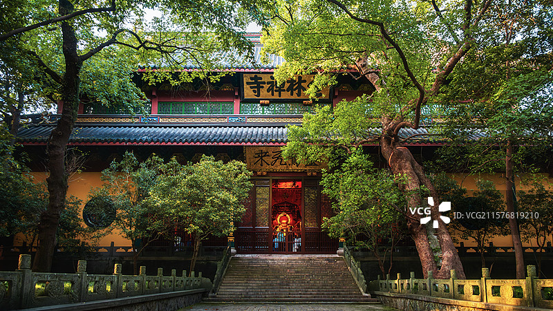杭州灵隐寺正立面云灵禅寺牌匾安静禅意无人建筑物特殊古寺庙图片素材