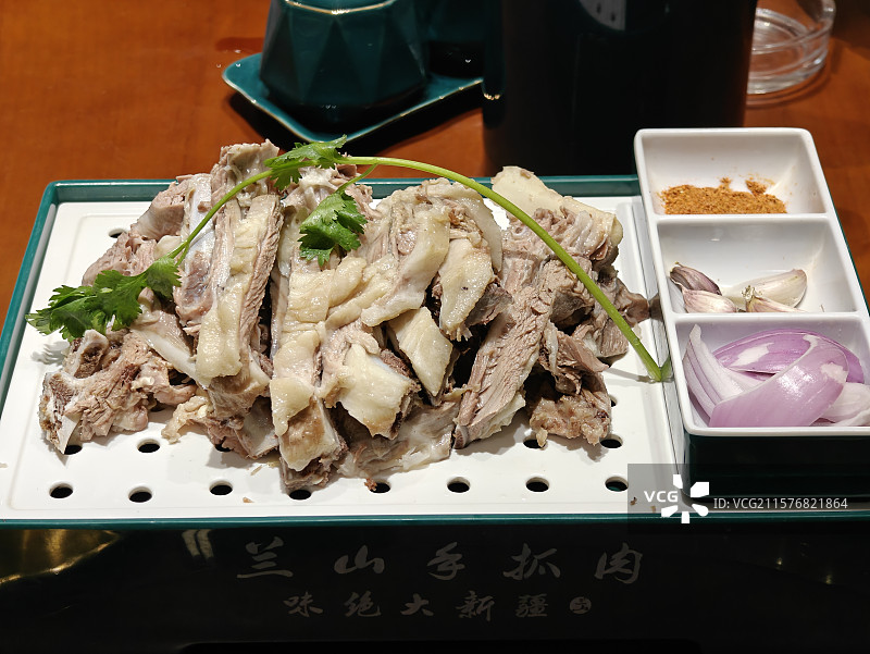 新疆特色美食-手抓肉图片素材