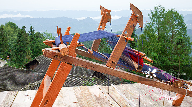 土家族西兰卡普织布机图片素材