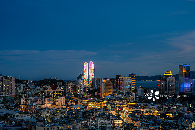 夜色中的厦门中华片区 中山路 世贸双子塔 中华城图片素材