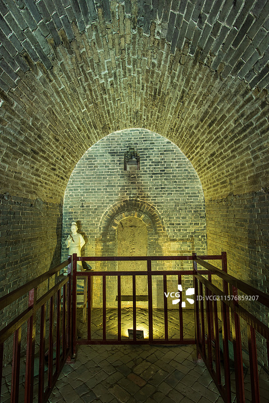 杜甫故里景区-杜甫诞生窑洞图片素材
