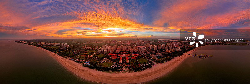 高隆湾晚霞~彩墨泼洒的天空图片素材