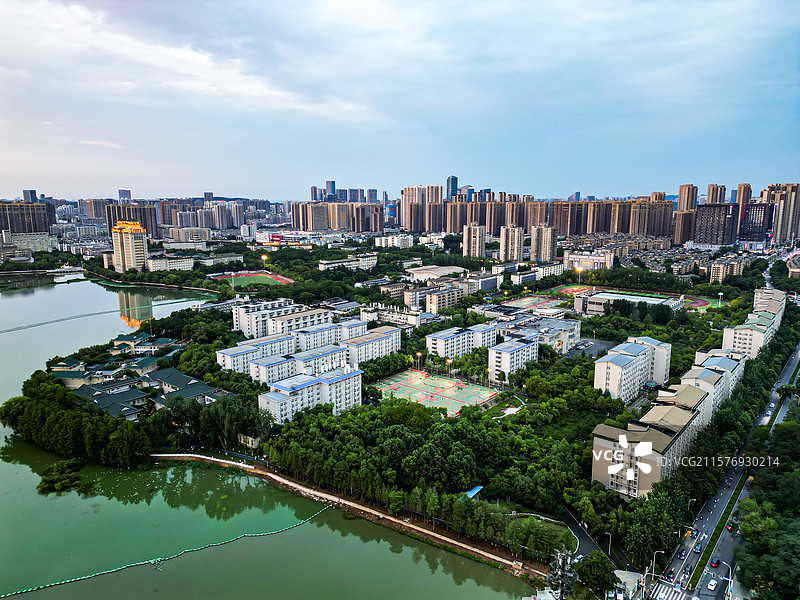 湖北武汉南湖畔中南民族大学航拍图片素材