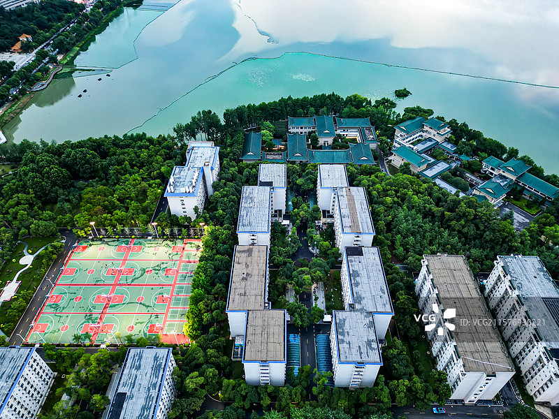 湖北武汉南湖畔中南民族大学航拍图片素材