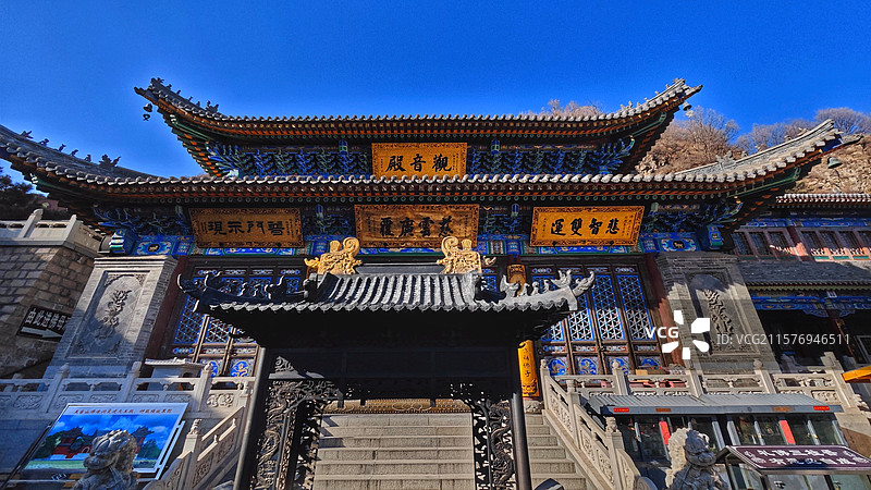 五台山佛母洞，深藏于南台支脉山顶，洞分内外，乳石如脏腑，与佛诞传说契合，入出其间，仿若重生，充满神秘图片素材