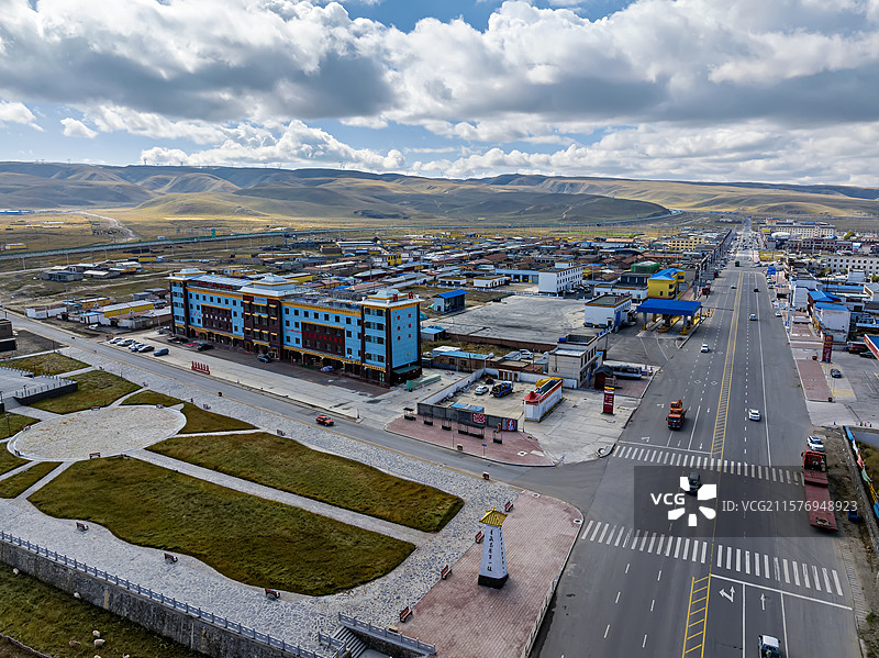 青海河南州共和县倒淌河镇图片素材