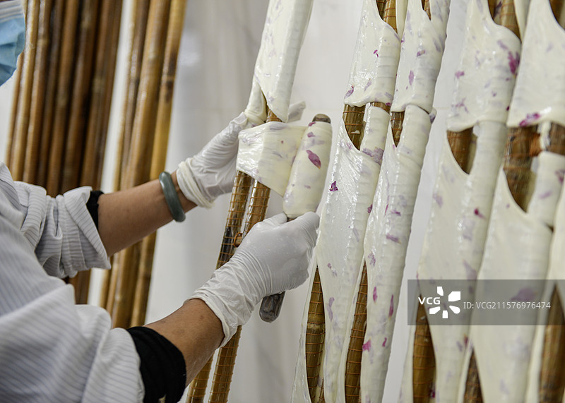 大理白族乳扇制作图片素材