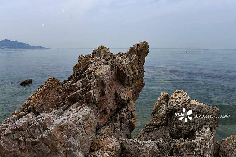 长岛望夫礁风景区礁石风光近景图片素材
