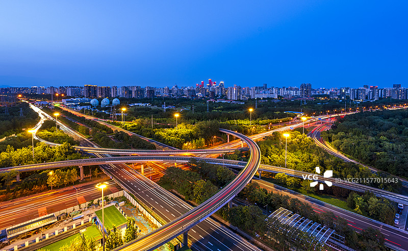北京四环望和桥同望京CBD同框城市夜景图片素材