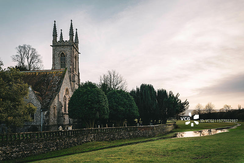查尔顿的圣尼古拉斯教堂，英国图片素材