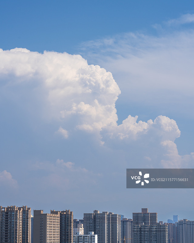 窗外的动漫云图片素材