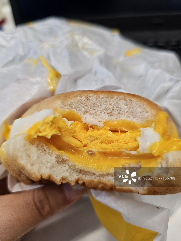 爆汁蛋堡图片素材