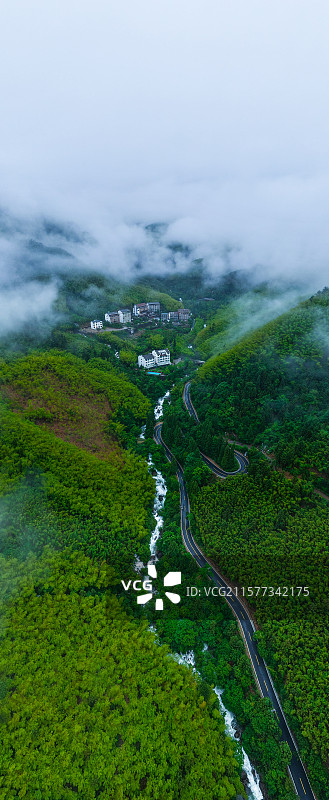 航拍浙江杭州天目山云雾仙境图片素材