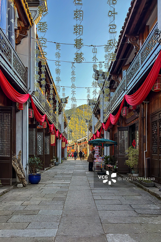 浙江衢州龙游县南部的溪口老街风光图片素材