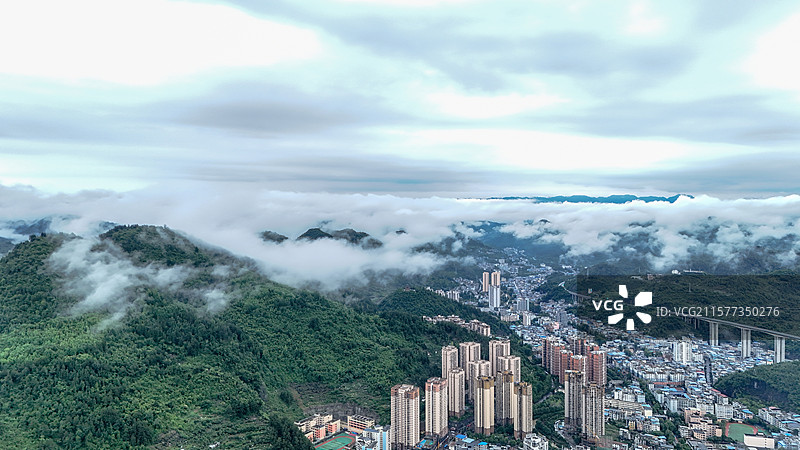重庆酉阳：光影交织的壮丽山河图片素材