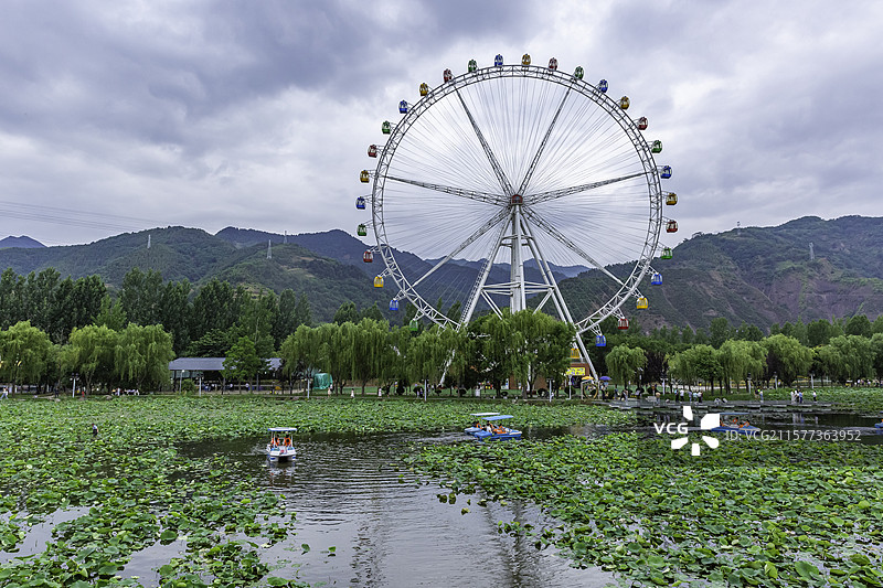 陕西丹凤县棣花古镇摩天轮图片素材