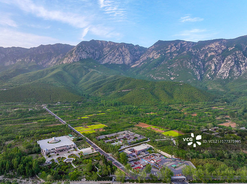 河南省郑州市登封市嵩山太室山风景区嵩阳书院航拍图片素材