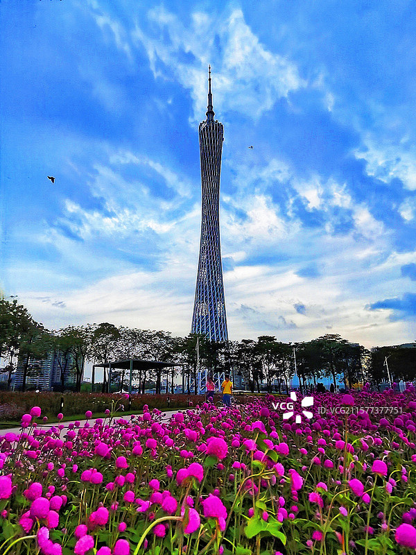 在海心沙拍广州塔图片素材