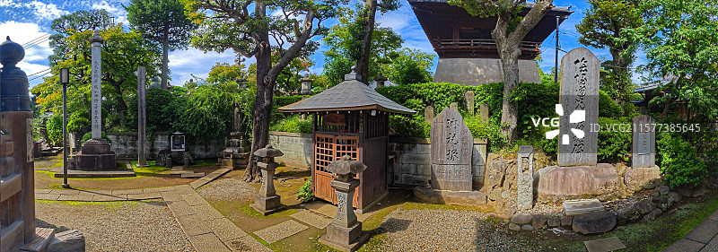 日本东京护国寺位于文京区，建于 1681 年，属真言宗丰山派，有诸多文化财，每月 18 日开放本堂，图片素材