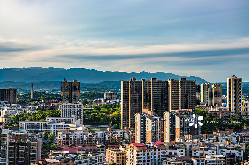 湖南邵阳双清区宝庆东路城市风光夕阳下日落夜景图片素材