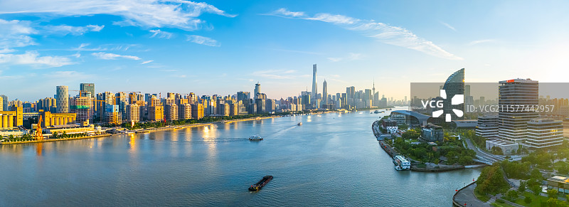 航拍上海杨浦滨江日落景观图片素材