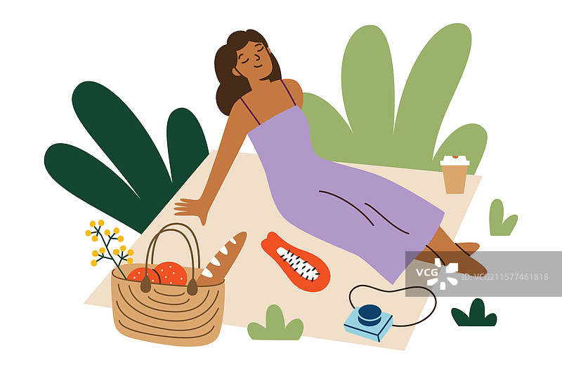 女人在野餐中放松图片素材