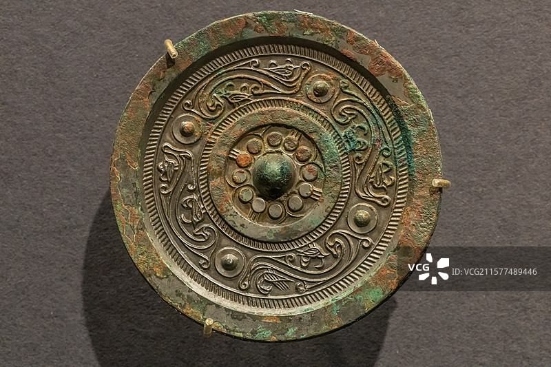 陕西考古博物馆铜镜西汉早期-东汉晚期西安高陵区阳陵陪葬墓区图片素材