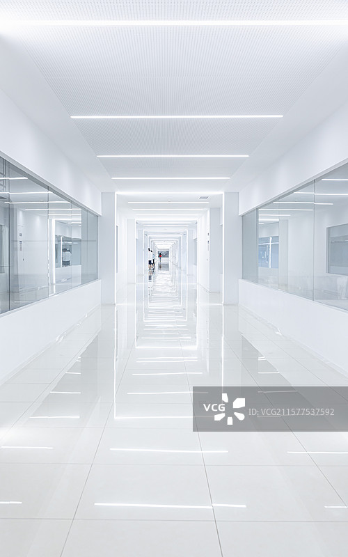 河源农夫山泉生产基地的参观走廊，仿若时空之门图片素材