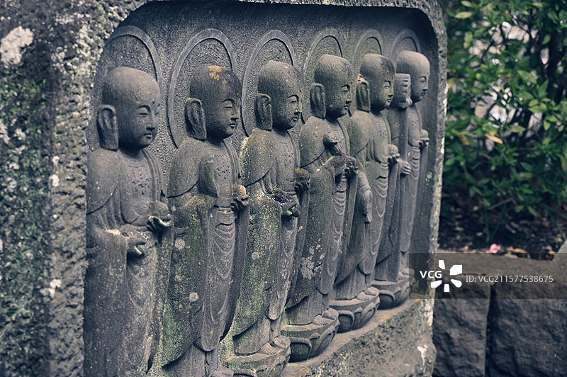 日本镰仓长谷寺的春天图片素材