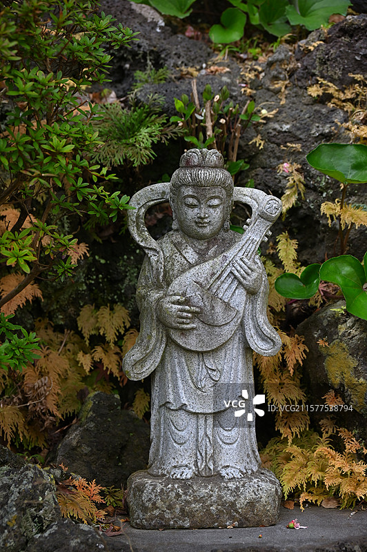 日本镰仓长谷寺的春天图片素材