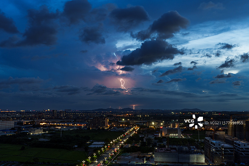 定格闪电瞬间图片素材