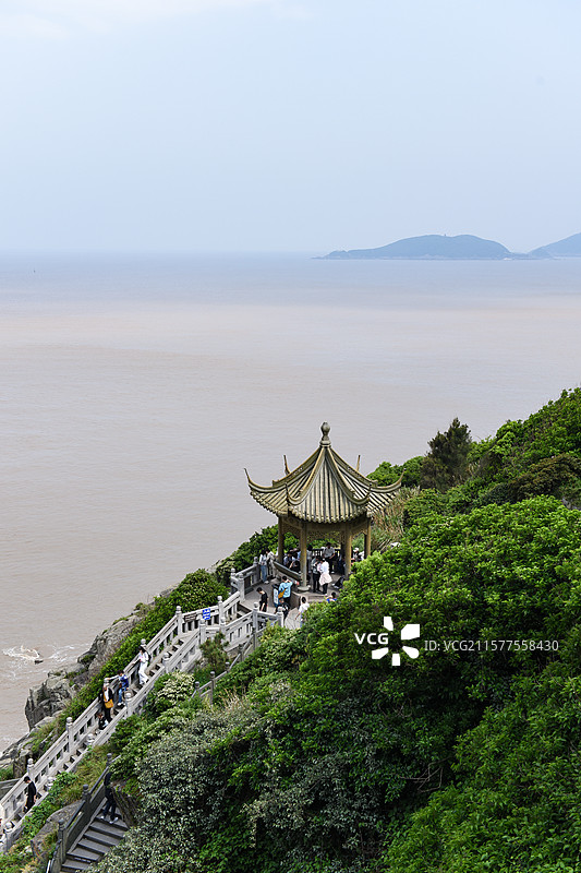 俯瞰普陀山梵音洞海景风光图片素材