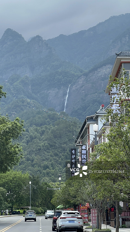 秀峰瀑布图片素材