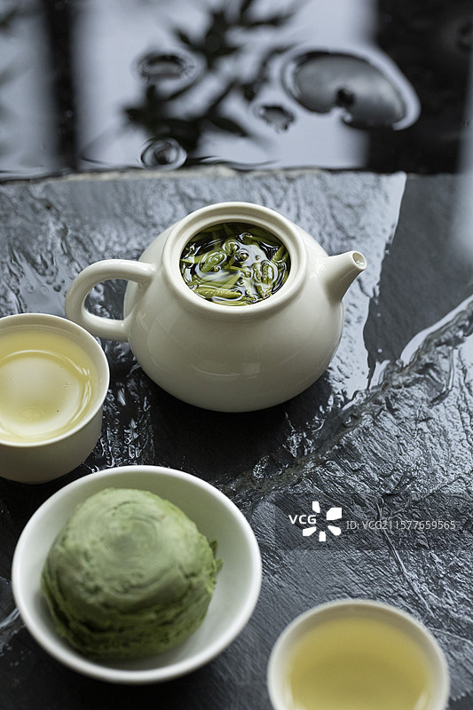 仙芝竹尖茶和中式糕点抹茶酥图片素材