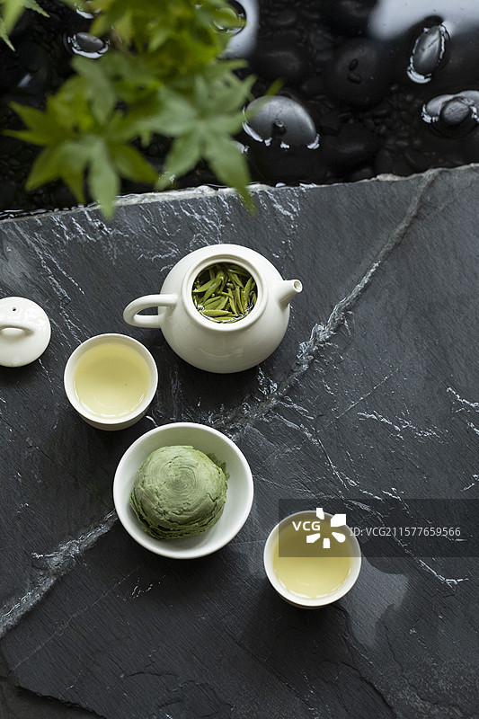 绿茶仙芝竹尖和中式糕点抹茶酥图片素材