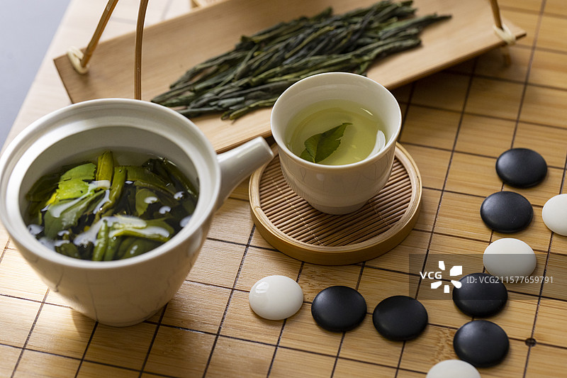 六安瓜片茶和围棋图片素材