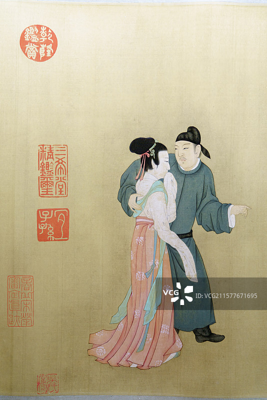 北京荣宝斋“丽人行——荣宝斋藏古代仕女画作品展”五代顾闳中《韩熙载夜宴图》木板水印本局部场景特写图片素材