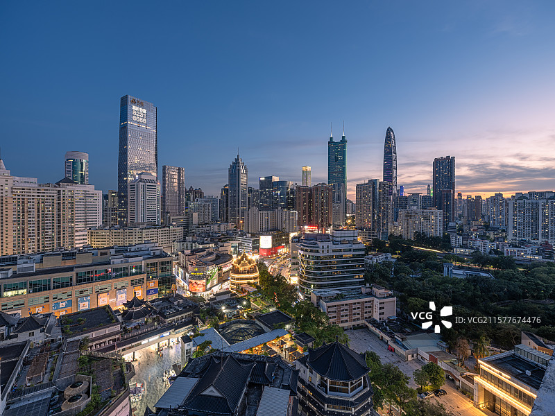 深圳罗湖东门老街夜景图片素材