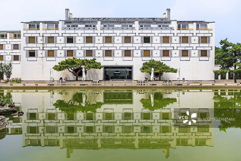 夏至时节北京海淀香山饭店图片素材
