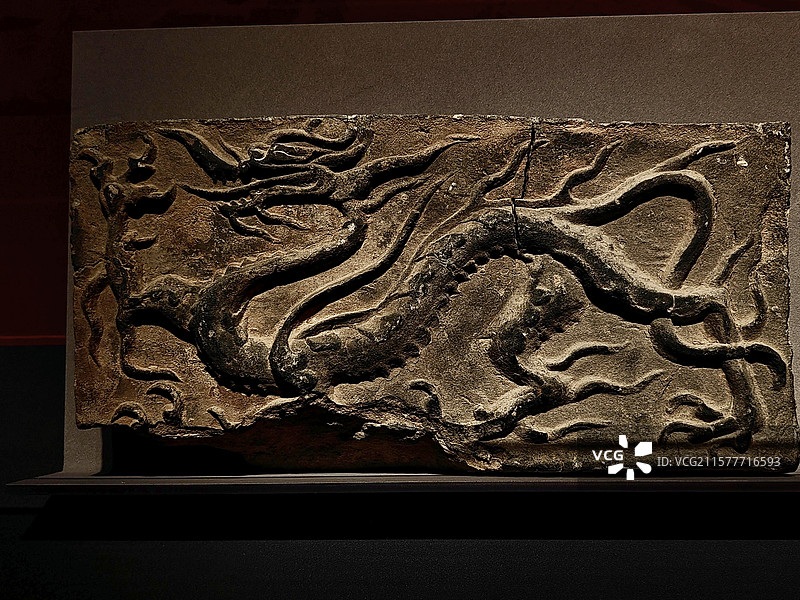 左首飞龙砖 五代 敦煌研究院藏 中国美术馆展览图片素材