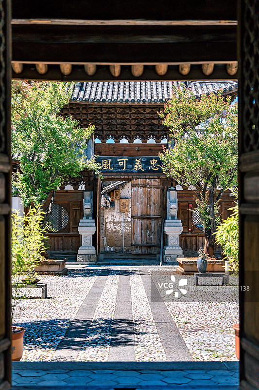 云南的大理剑川古城昭忠祠图片素材