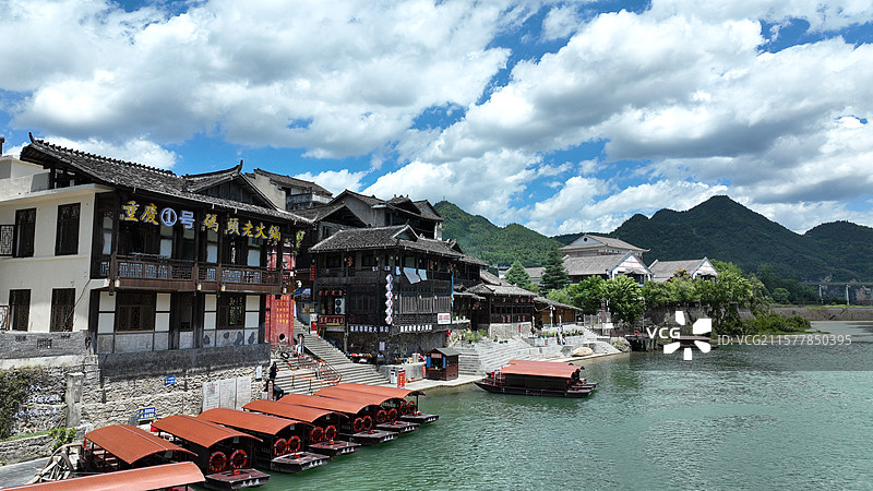 洪安古镇夏日景美图片素材