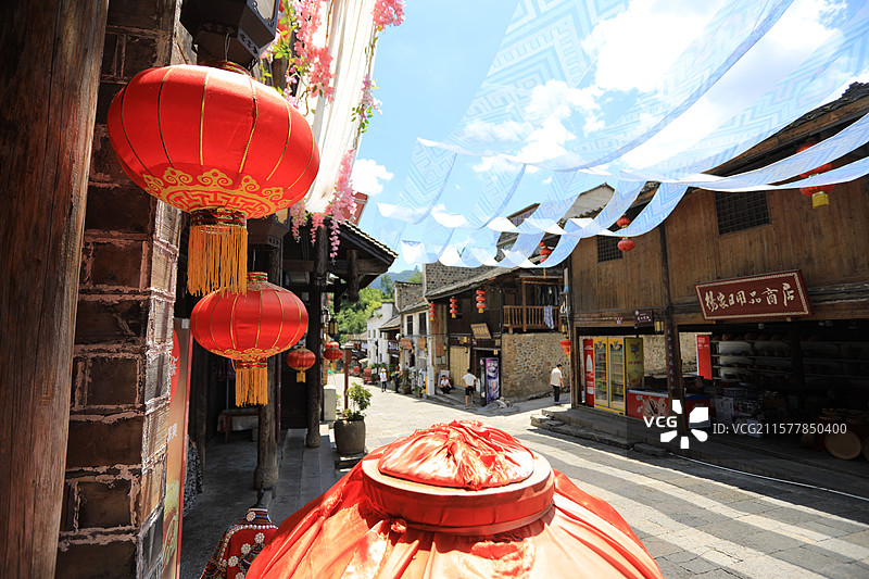 洪安古镇夏日景美图片素材