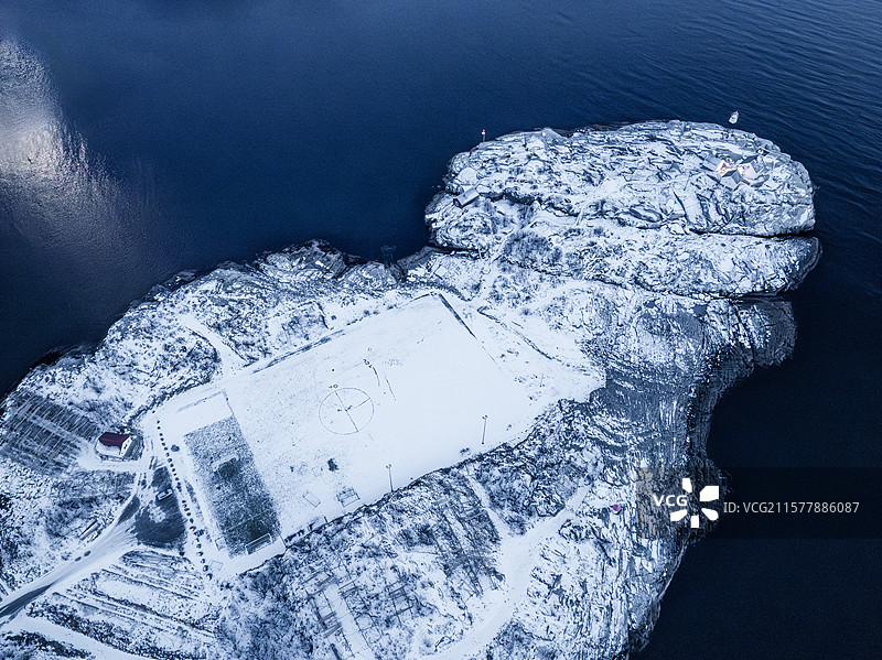 航拍冬天挪威罗弗敦亨宁斯维尔图片素材