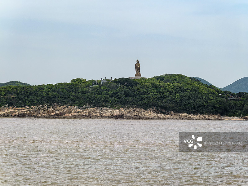 远眺舟山普陀山南海观音海景风光图片素材
